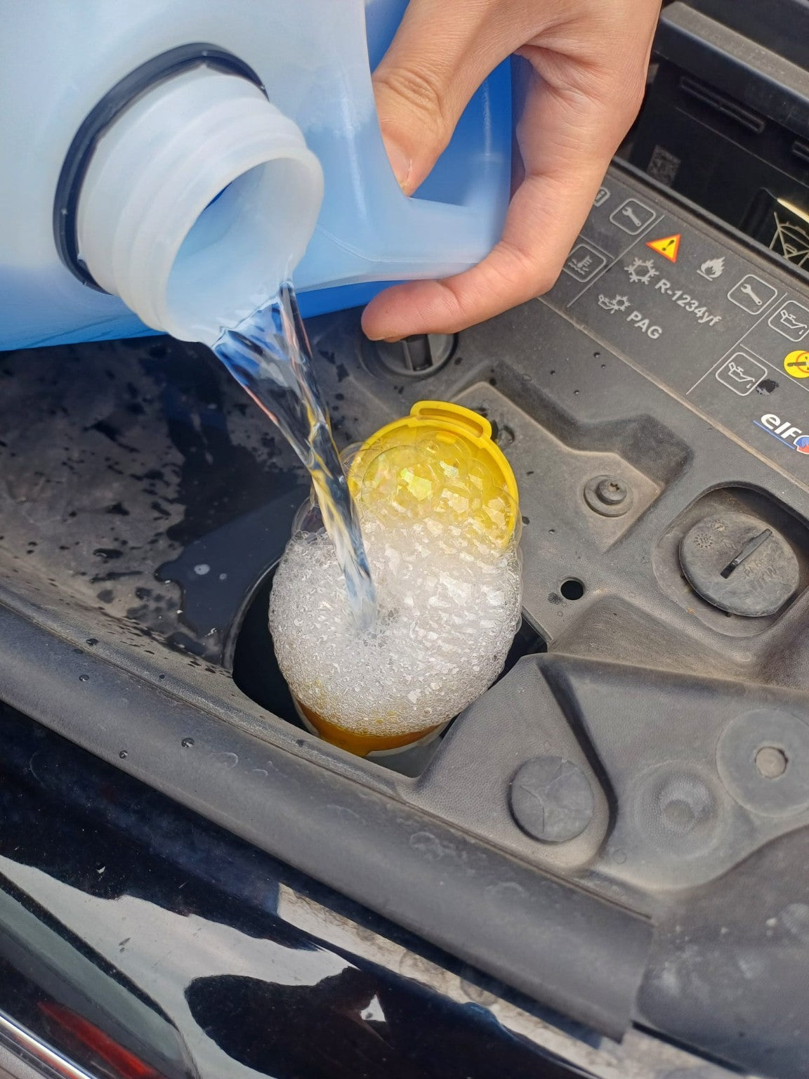 MGTCAR Liquido Lavavetri Pluristagione Pronto all’Uso – 5 Litri